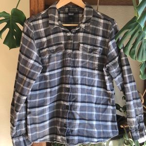 Men’s Patagonia flannel size large slim fit